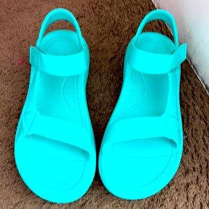 Turquoise teva sandals